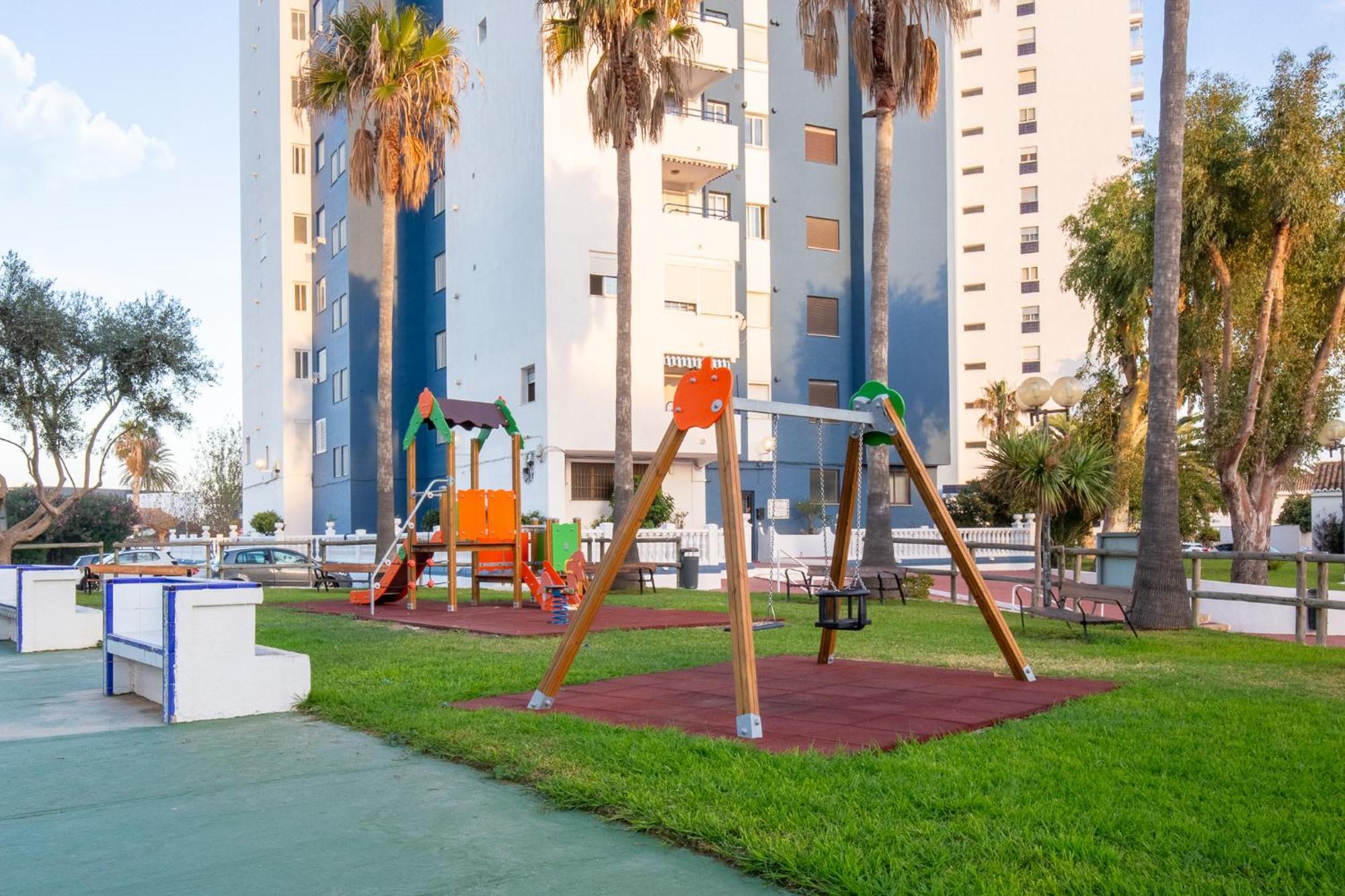 Apartamento En Complejo Residencial Con Piscina Y Garaje A 100M Del Mar Las Canteras  エクステリア 写真